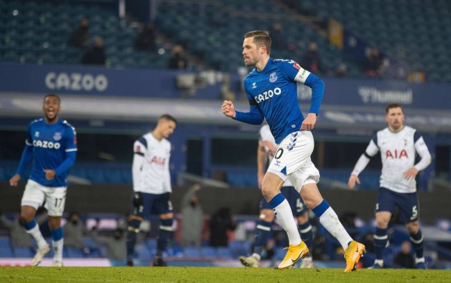 的转会窗口 的转会窗口