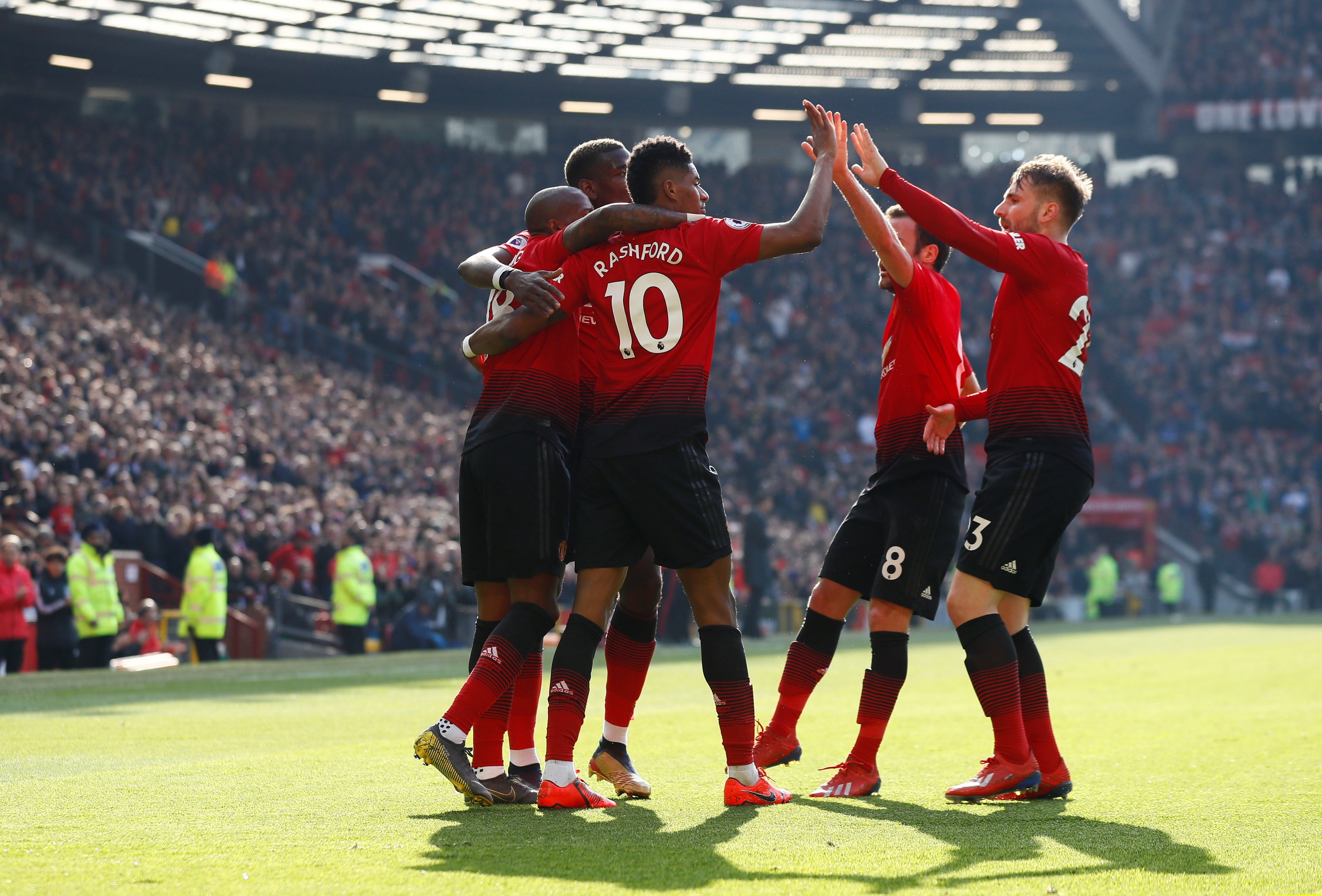 他的表现远 他的表现远